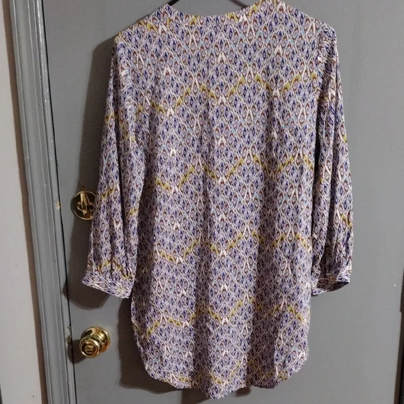 Grand And Greene Chic And Vibrant Patterned Women's Top - Multicolor - Picture 5 of 5